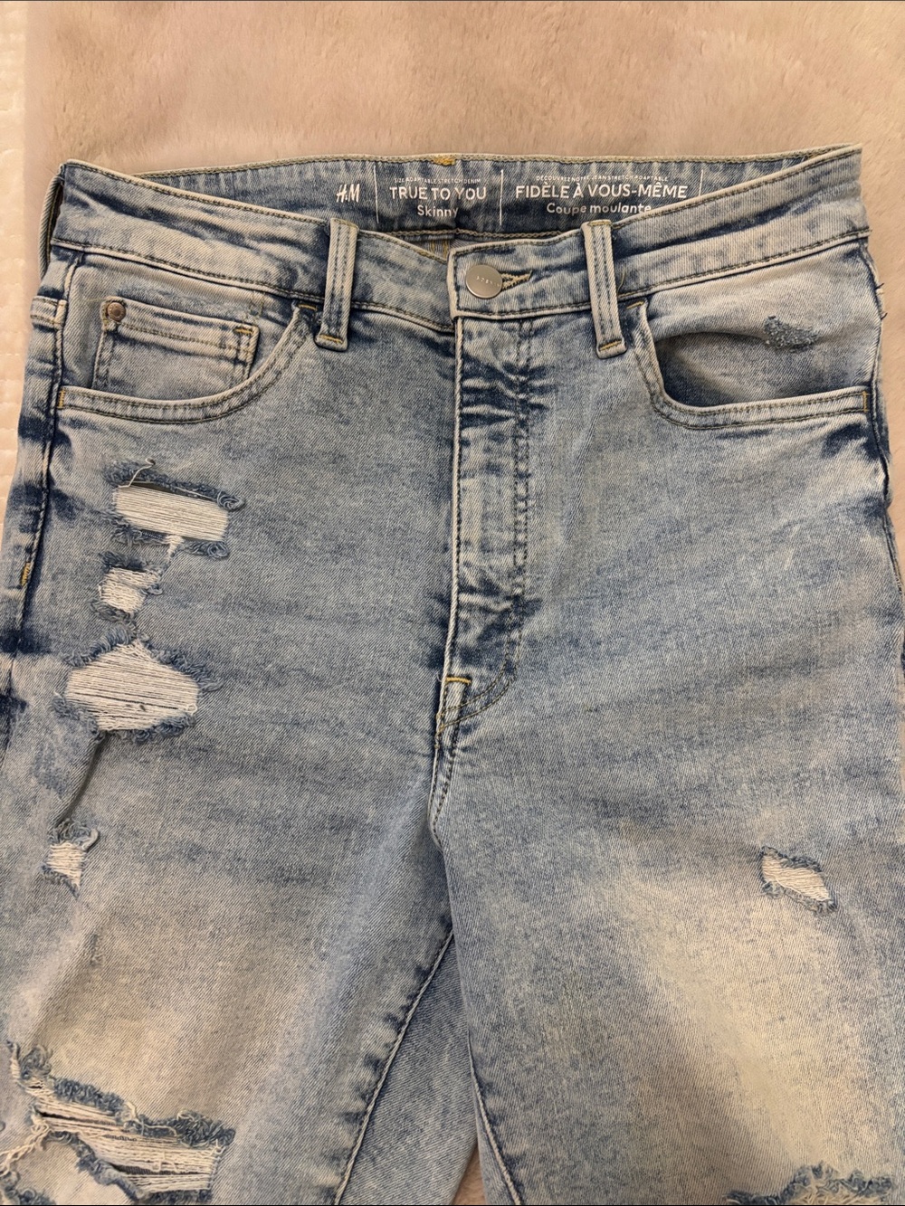 H&M Light Blue Distressed Skinny Jeans for Women